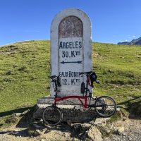 Distance marker Col d'Aubisque Distance marker Col d'Aubisque